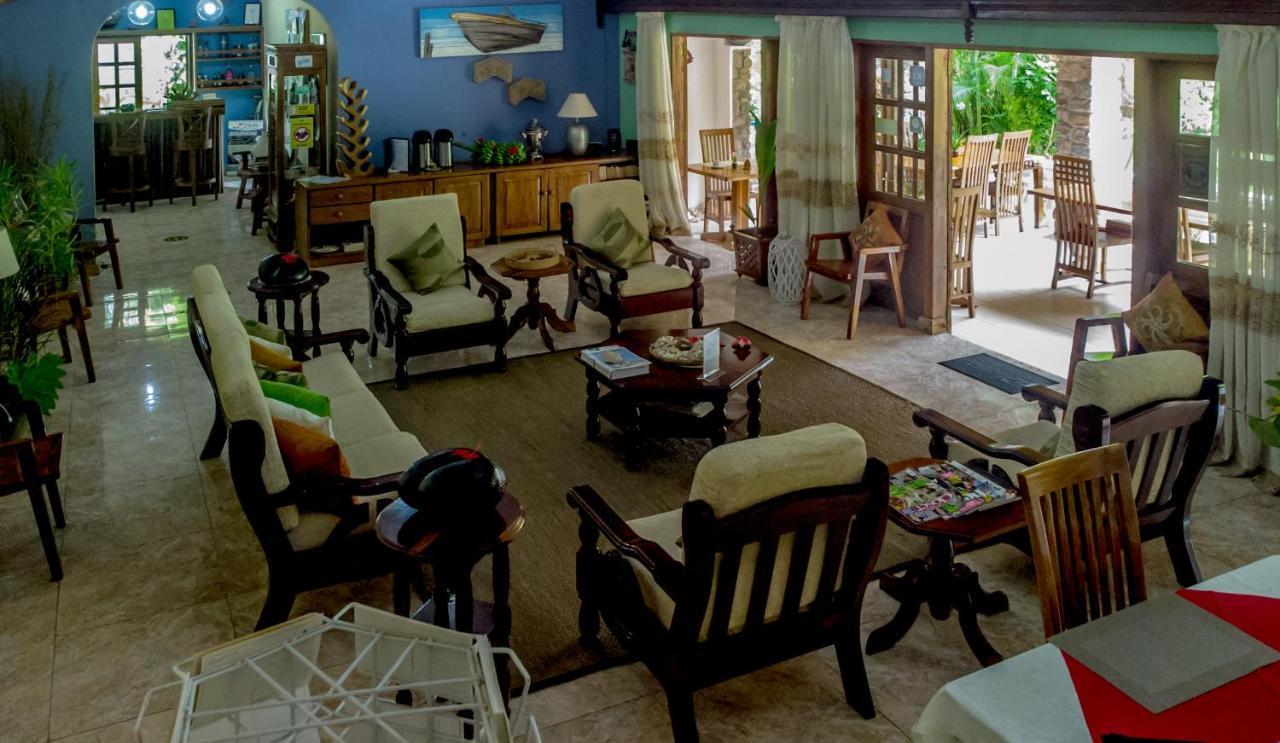 Villa Rafia Baie Sainte Anne Exteriér fotografie