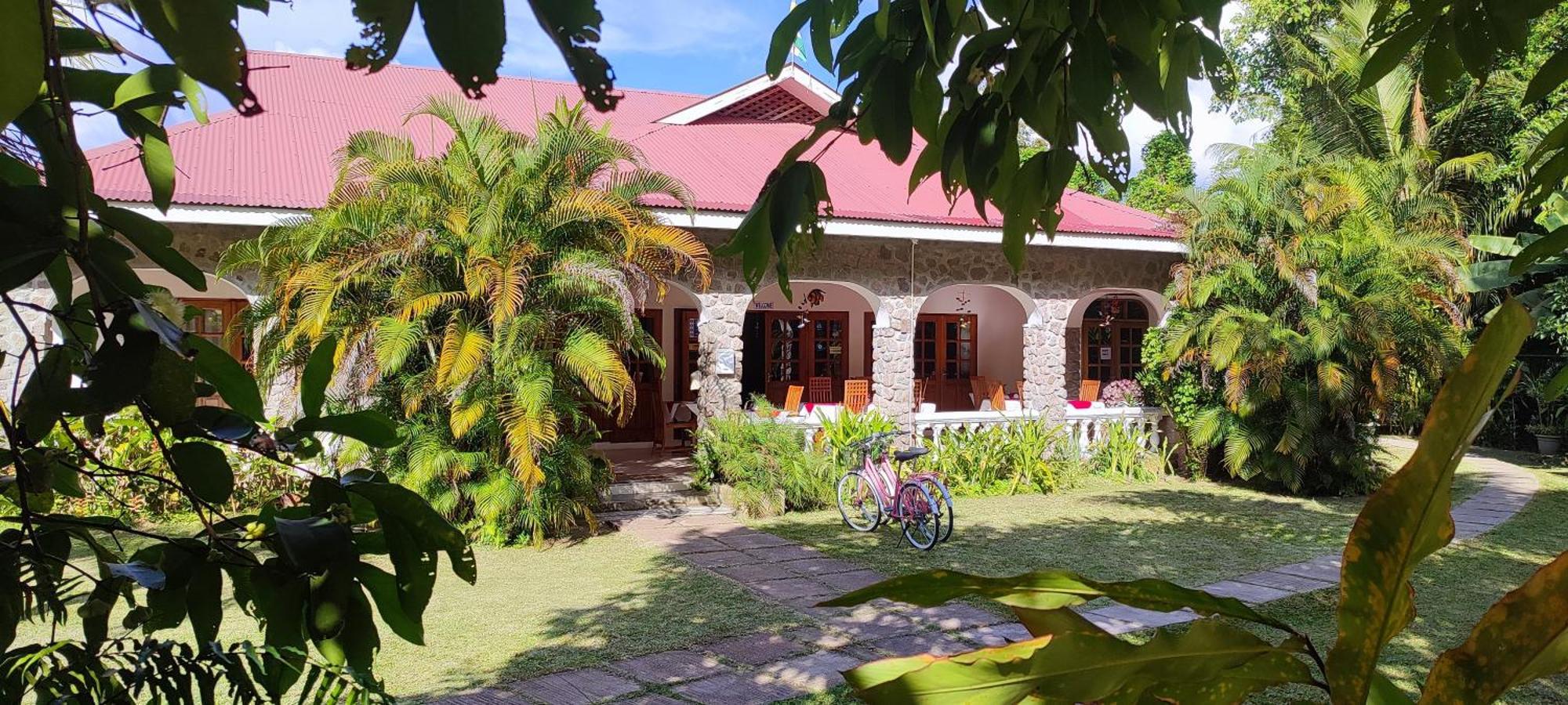 Villa Rafia Baie Sainte Anne Exteriér fotografie