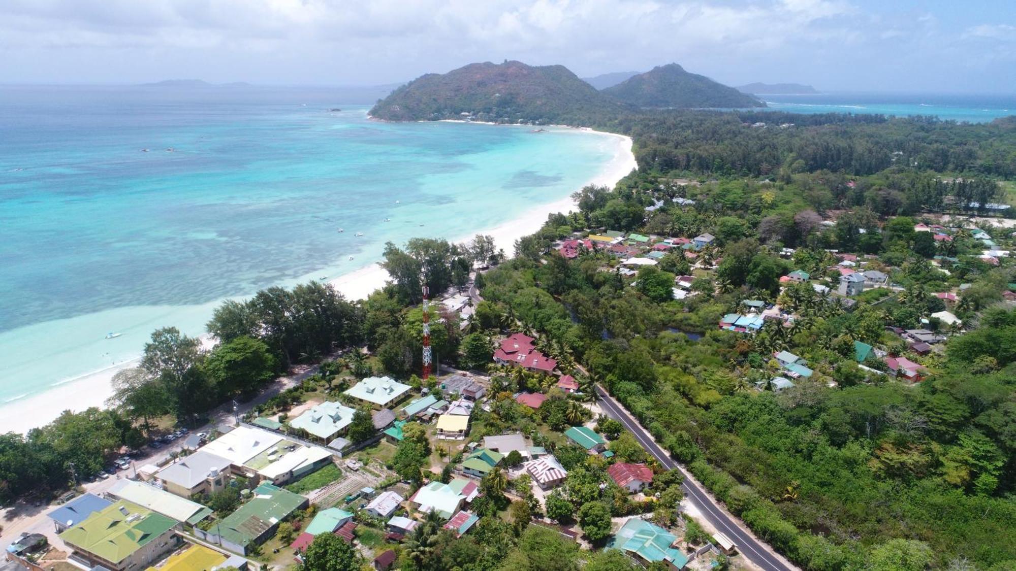 Villa Rafia Baie Sainte Anne Exteriér fotografie