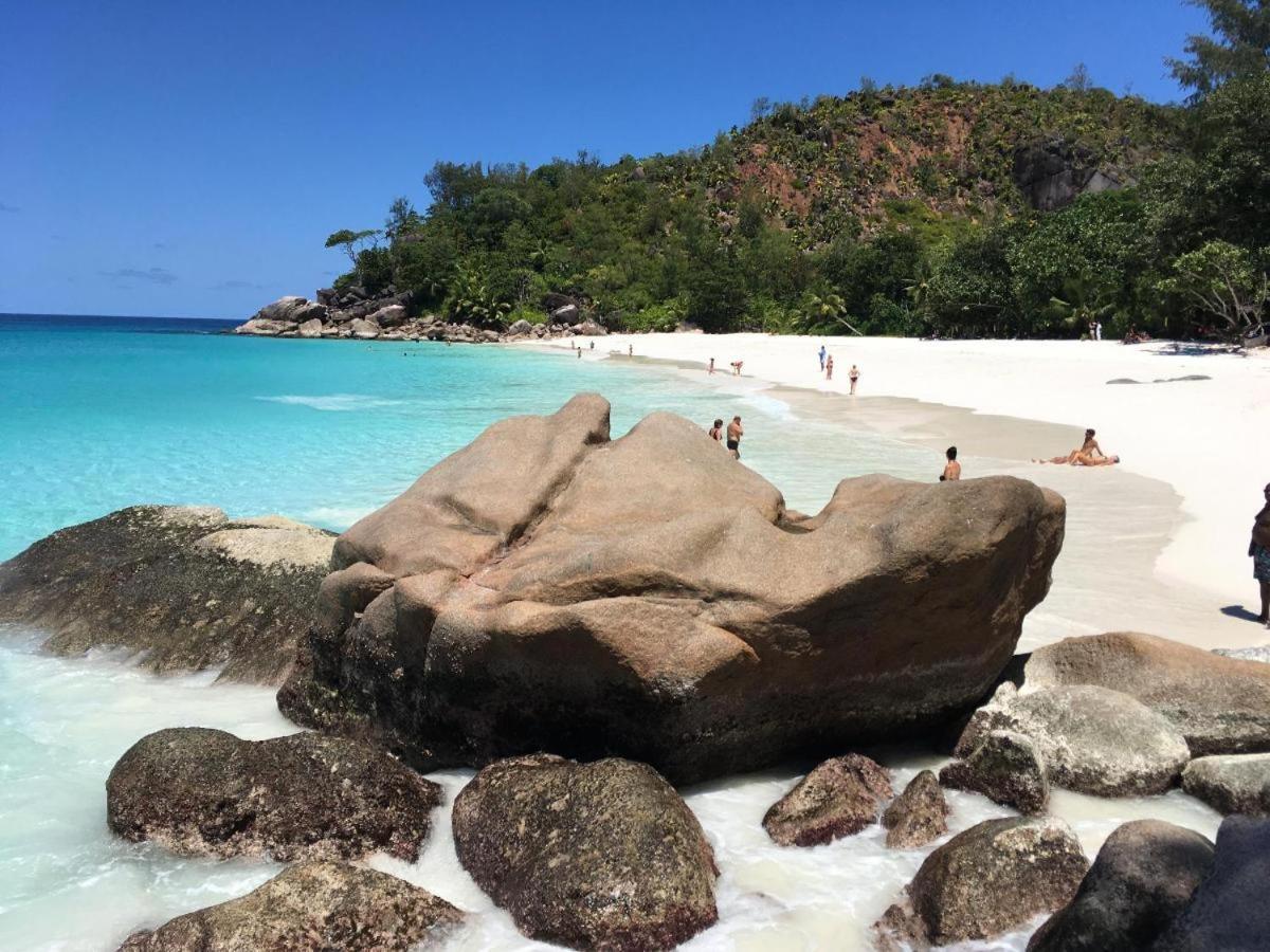 Villa Rafia Baie Sainte Anne Exteriér fotografie