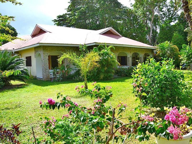 Villa Rafia Baie Sainte Anne Exteriér fotografie