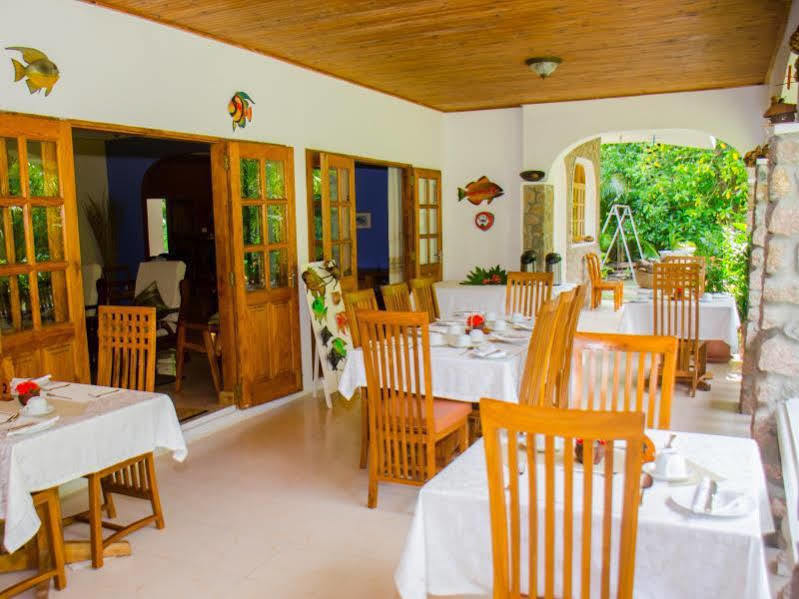 Villa Rafia Baie Sainte Anne Exteriér fotografie